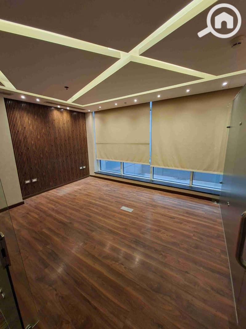 12 ٢٠٢٥١٠١٥_١٧٤٥١٣. jpg