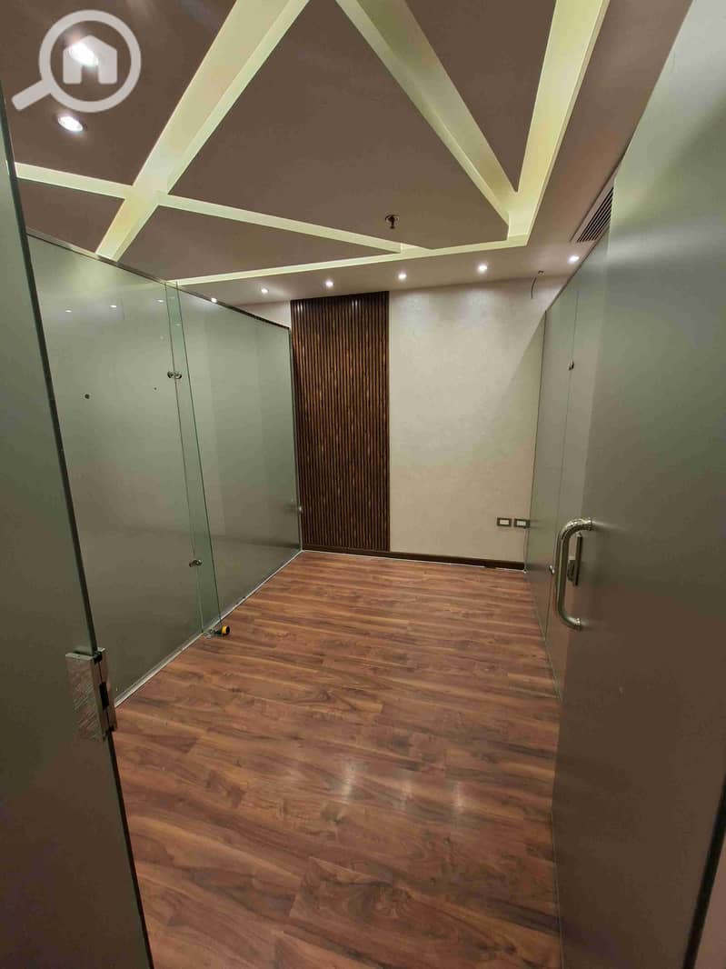 13 ٢٠٢٥١٠١٥_١٧٤٢٤٨. jpg