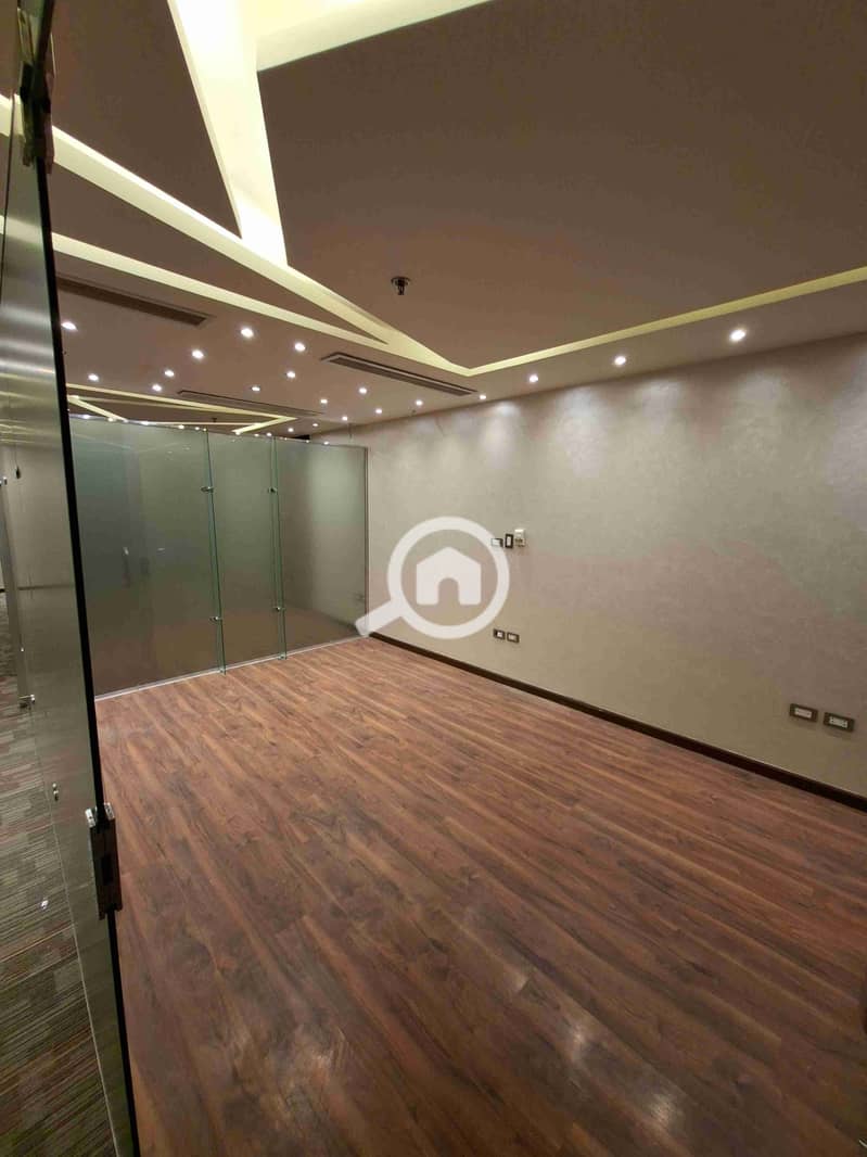 16 ٢٠٢٥١٠١٥_١٧٤٨٥٦. jpg