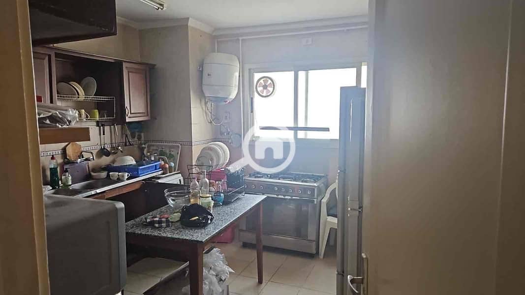 3 754944e7-8bf0-4f34-a6aa-a0d790ed0e28. jpg