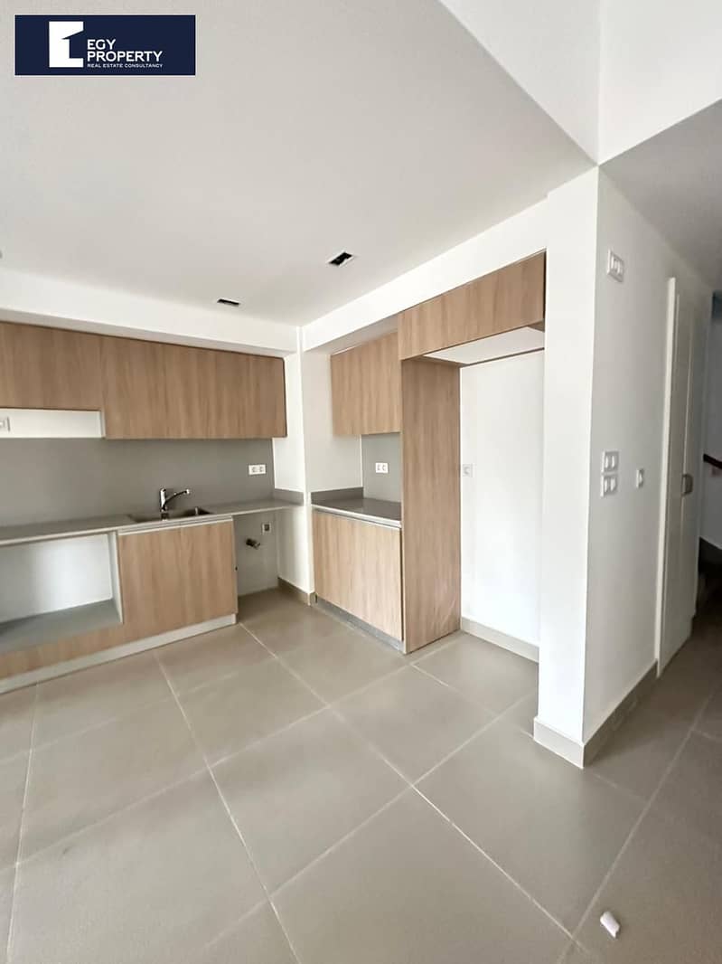 2 _files_c67cbd92-0ec7-4d98-9d79-b80bf0d7072d. jpeg