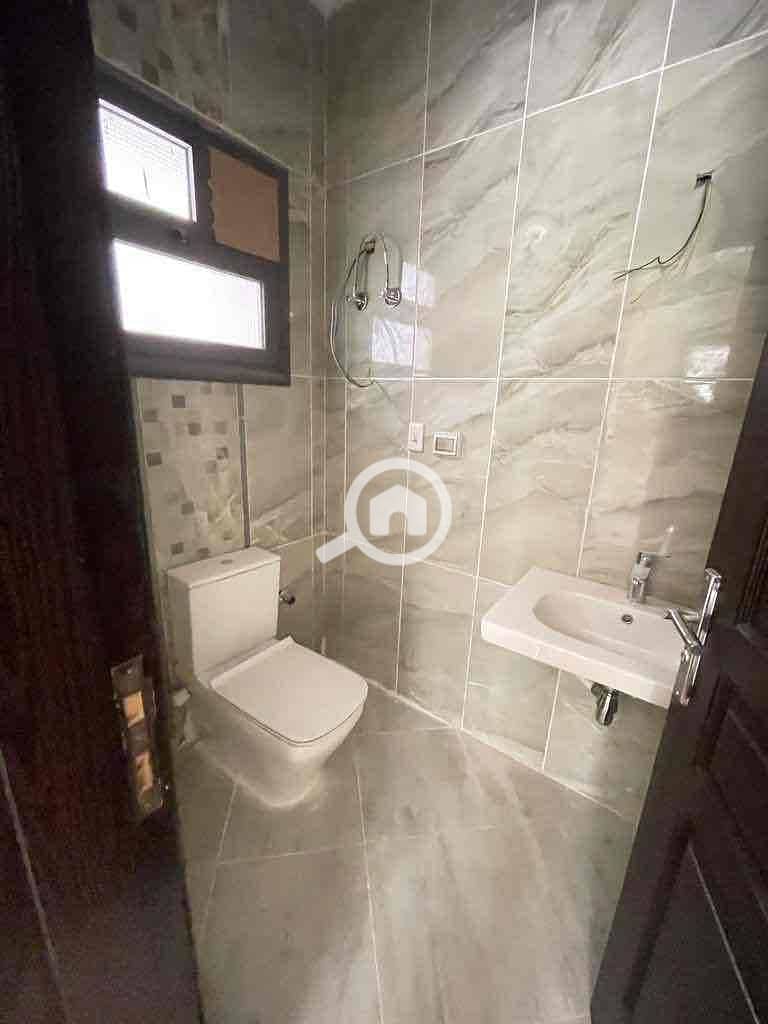 4 23658302-aff8-48f4-8e82-7d7279ee3112. jpg