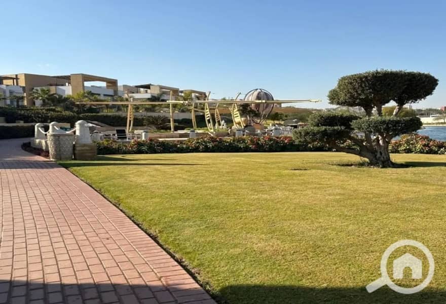 6 7845083-b3200o. jpg