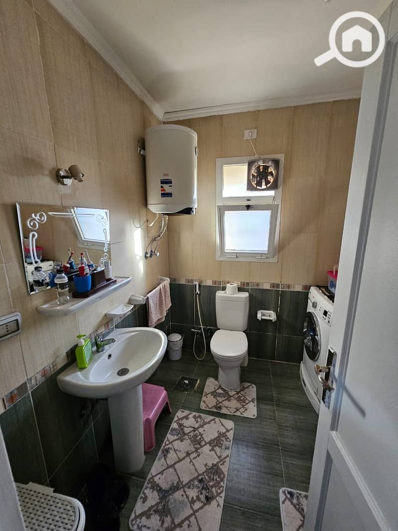 6 68636c64-f986-4d6b-8cd7-cba5edf3a0fb. jpg