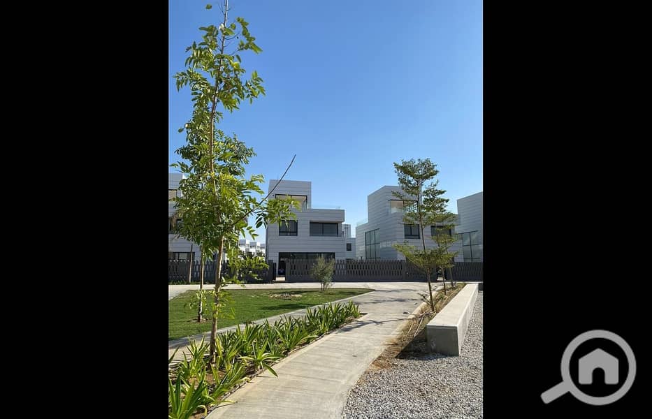 9 img_5a1a89c9-db5f-491f-b3a0-0144786d63ab. jpg