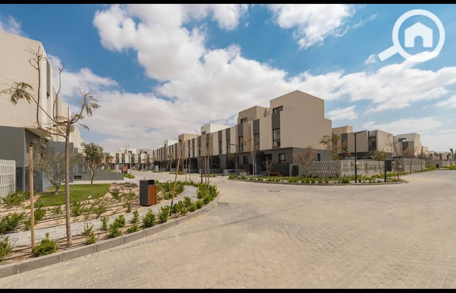 11 villas for sale in al burouj. jpg
