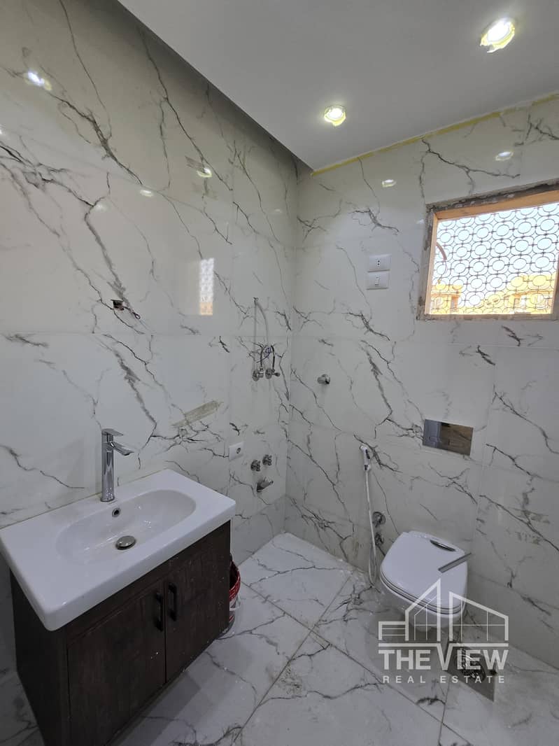 5 WhatsApp Image 2025-09-22 at 17.00. 03_dfd818d2 - Copy. jpg