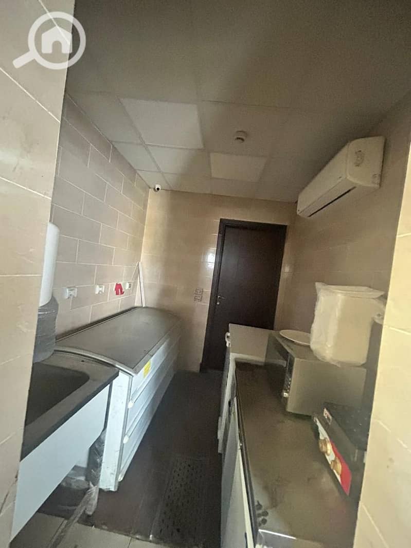 17 WhatsApp Image 2025-10-08 at 8.39. 24 PM (2). jpeg