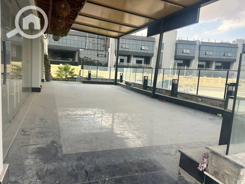 24 WhatsApp Image 2025-10-08 at 8.39. 26 PM (3). jpeg