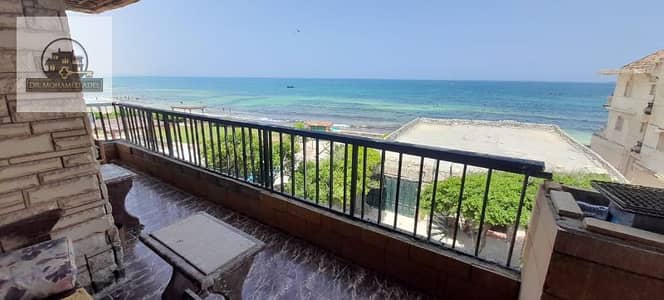 3 Bedroom Apartment for Rent in Agami, Alexandria - دور في فيلا للايجار اليومي مصيف علي البحرمباشرشهرالعسل العجمي اسكندريه