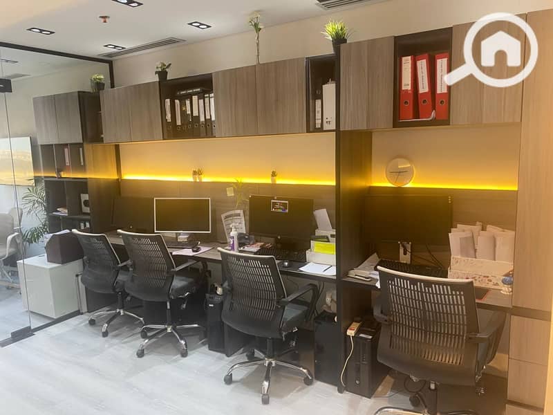 5 WhatsApp Image 2025-10-21 at 12.00. 09 AM. jpeg