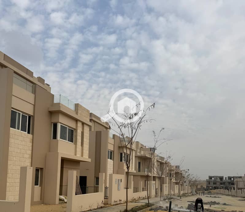 10 fc2e7549-a394-4773-8717-cbfcbab0bb93. JPG