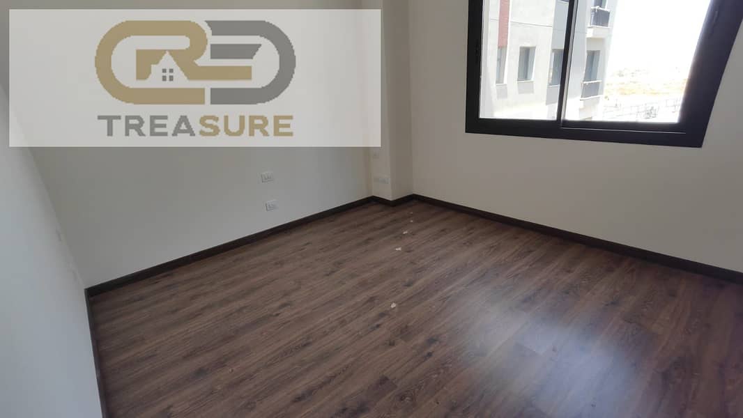 7 WhatsApp Image 2025-10-21 at 3.43. 36 PM (3). jpeg