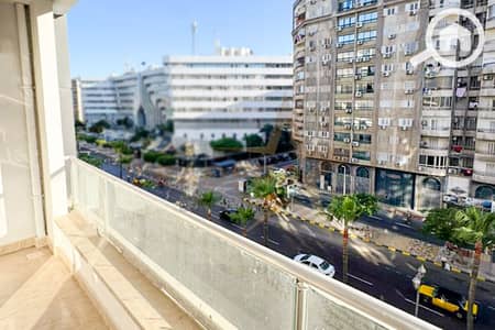 فلیٹ 3 غرف نوم للايجار في سموحة، الإسكندرية - 1. jpg