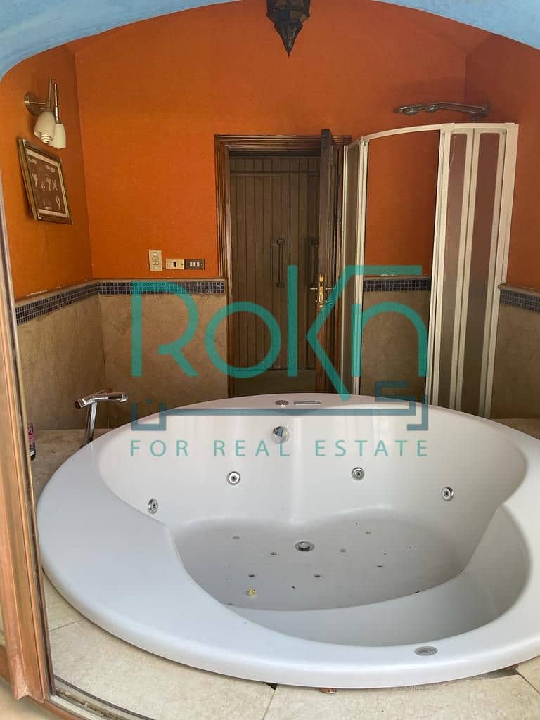 10 WhatsApp Image 2025-10-21 at 9.37. 21 PM. jpeg