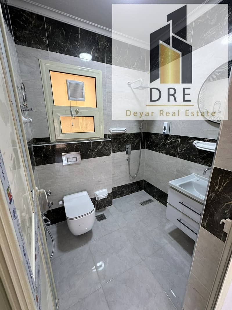 3 3a5eea5f-08b6-4202-a49b-bc11eff3a9ac. jpg