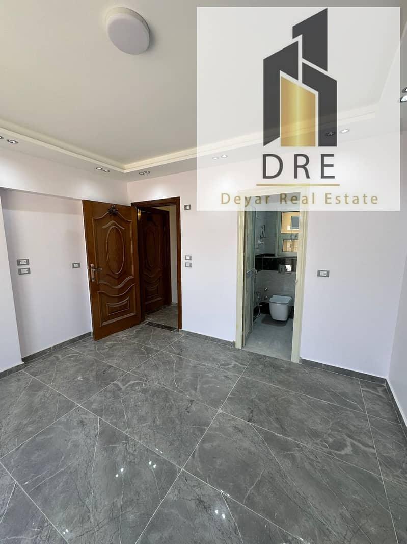 22 e1053a4b-04d6-4f2b-9e6f-0beb3c38d7cd. jpg