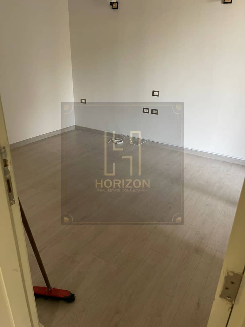 5 WhatsApp Image 2025-10-22 at 12.16. 03 PM. jpeg