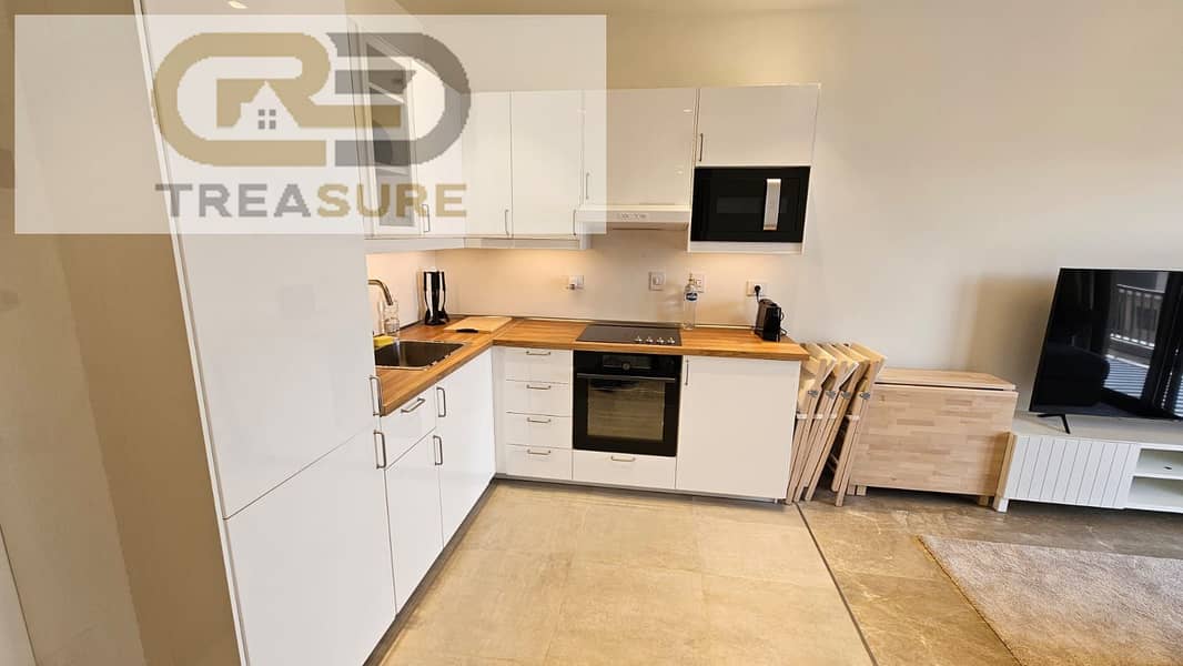 7 WhatsApp Image 2025-10-21 at 3.41. 54 PM (1). jpeg