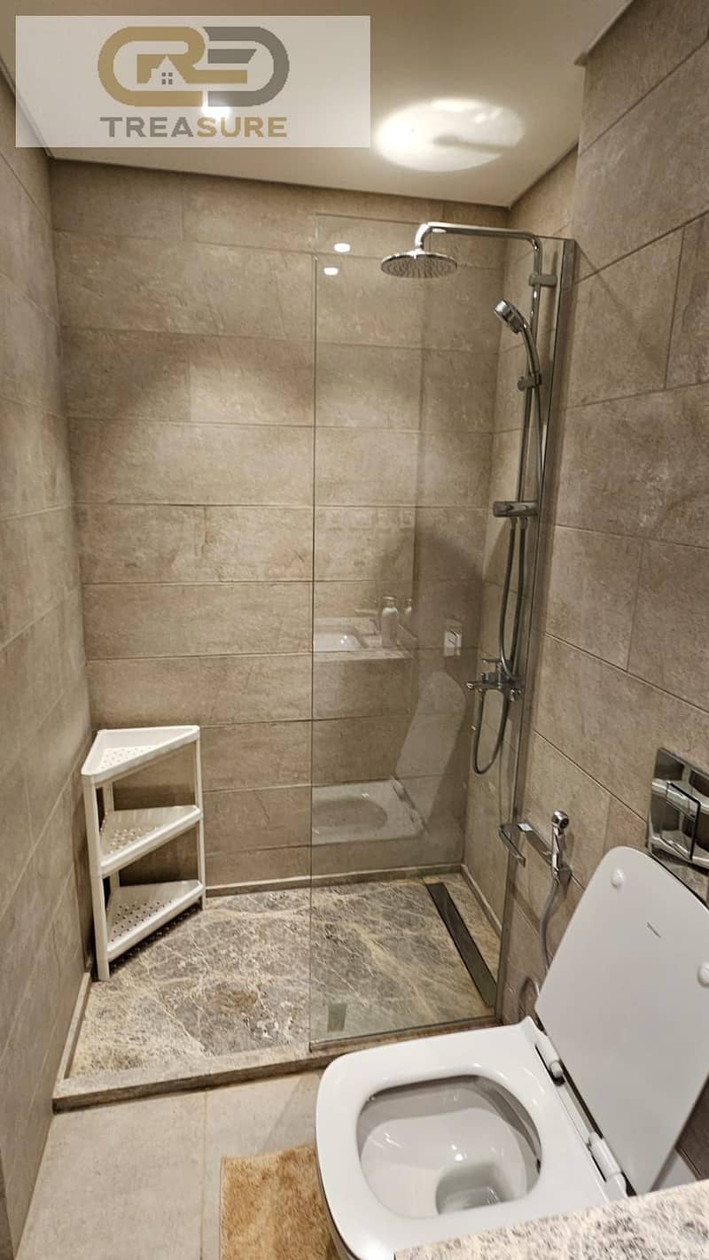 12 WhatsApp Image 2025-10-21 at 3.41. 55 PM (2). jpeg