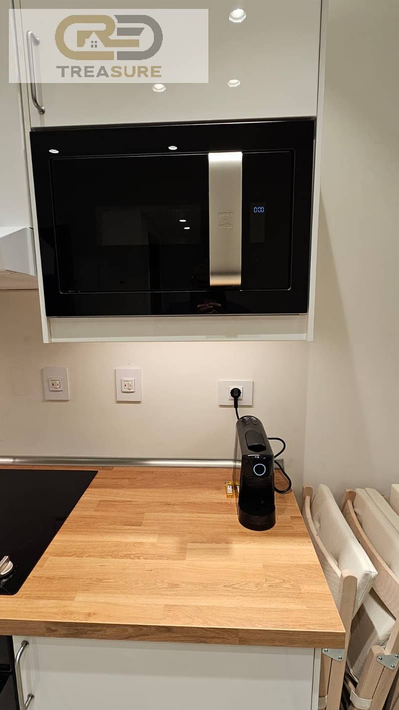 25 WhatsApp Image 2025-10-21 at 3.41. 57 PM (4). jpeg