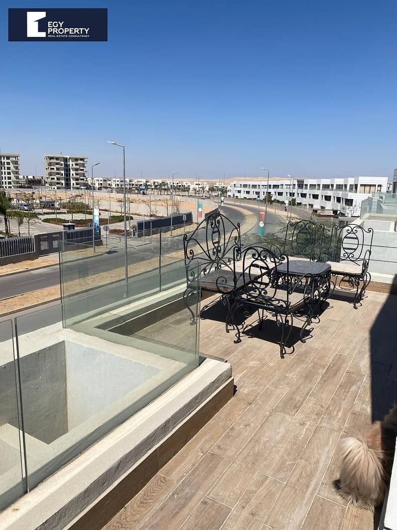 4 _files_ca6eea4b-84ba-4729-8ba6-6999348d458b. jpg