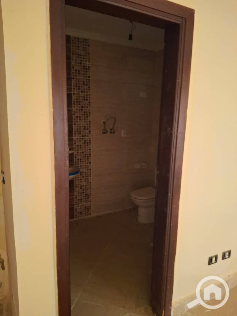 2 WhatsApp Image 2025-10-21 at 18.35. 33_32d9c8d8. jpg