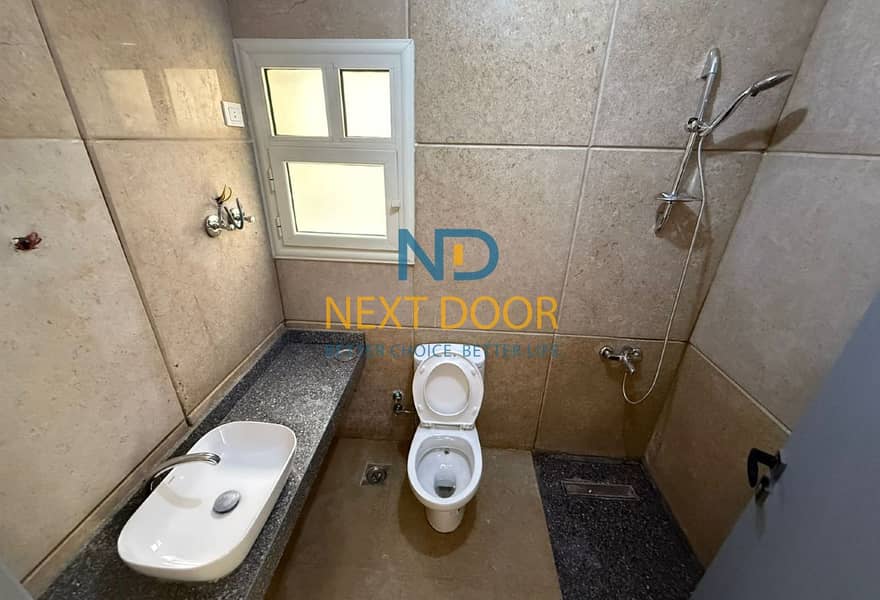 11 6926a6c3-031a-41a3-830d-020a48db8f4d. jpg