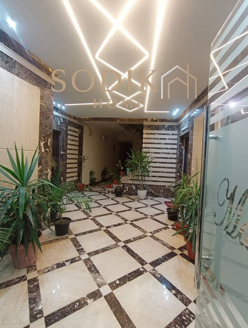 4 21c8e1b7-66ae-4834-b9c8-640ff962838b. jpg