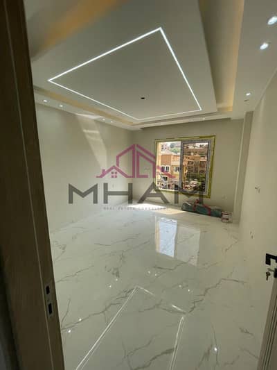 3 Bedroom Flat for Sale in Sheikh Zayed, Giza - photo_6037334360492542731_y. jpg