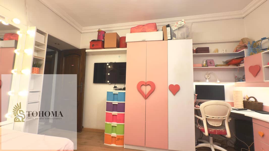 8 5f4392e5-6a36-43cc-a576-8868c2b41503. jpg