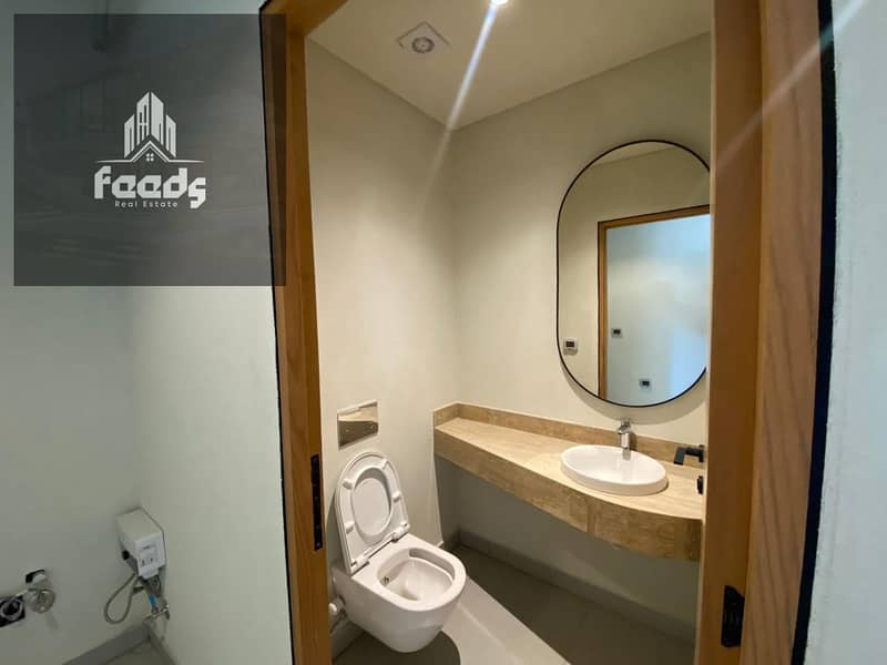 3 WhatsApp Image 2025-10-22 at 12.39. 43 PM. jpeg