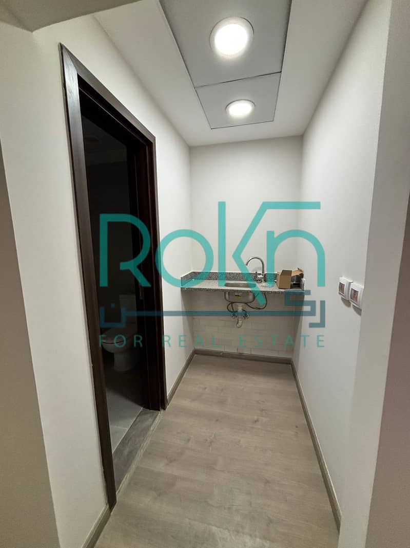 8 bacb57a7-135c-4217-9752-8e6ac7361f6f. jpeg