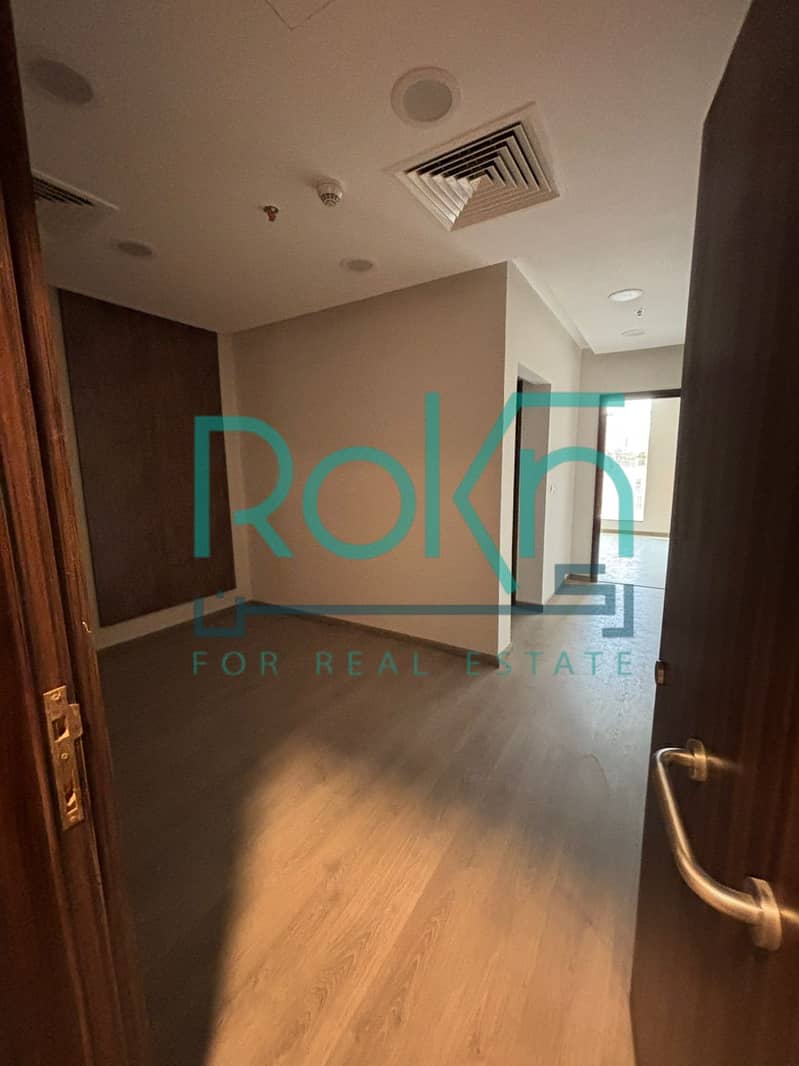 9 f04d9ee4-7236-4977-841e-2c8242b96641. jpeg