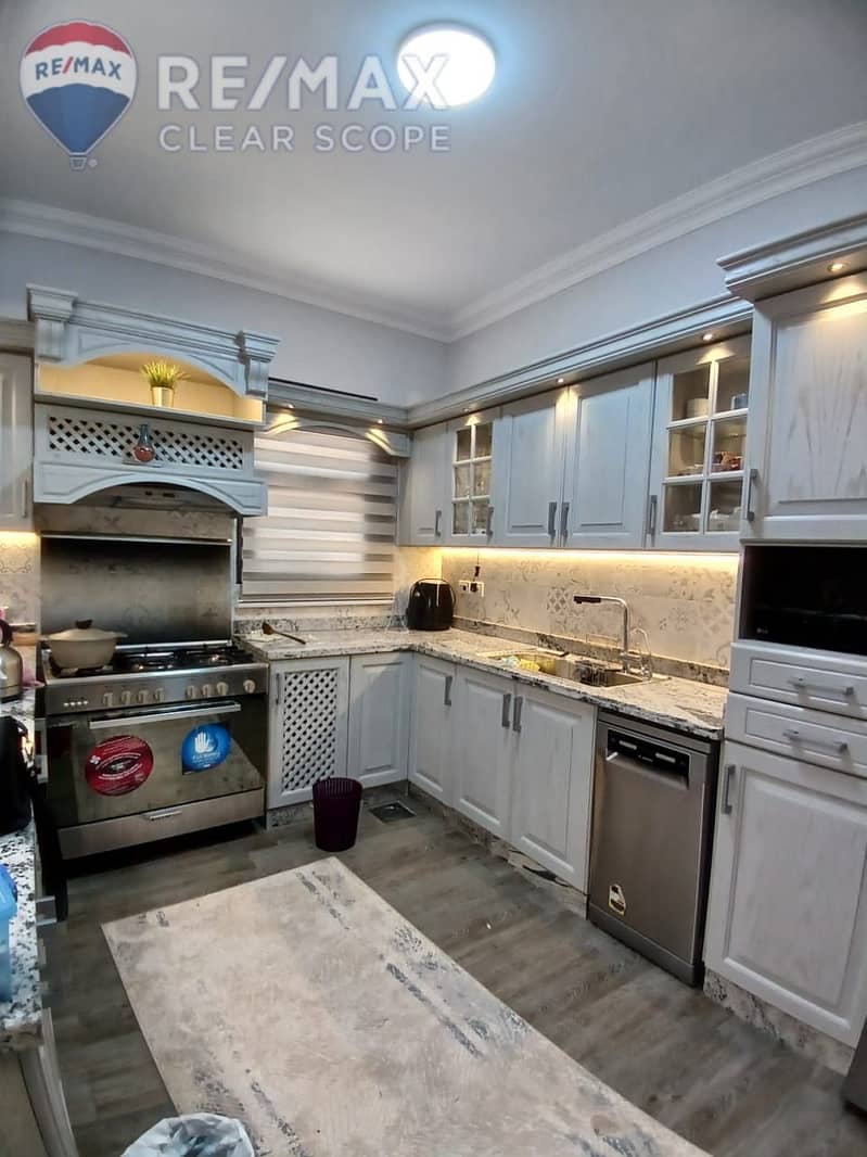 2 4a8d887c-3aed-4f70-928f-39ba7893b89a. jpg