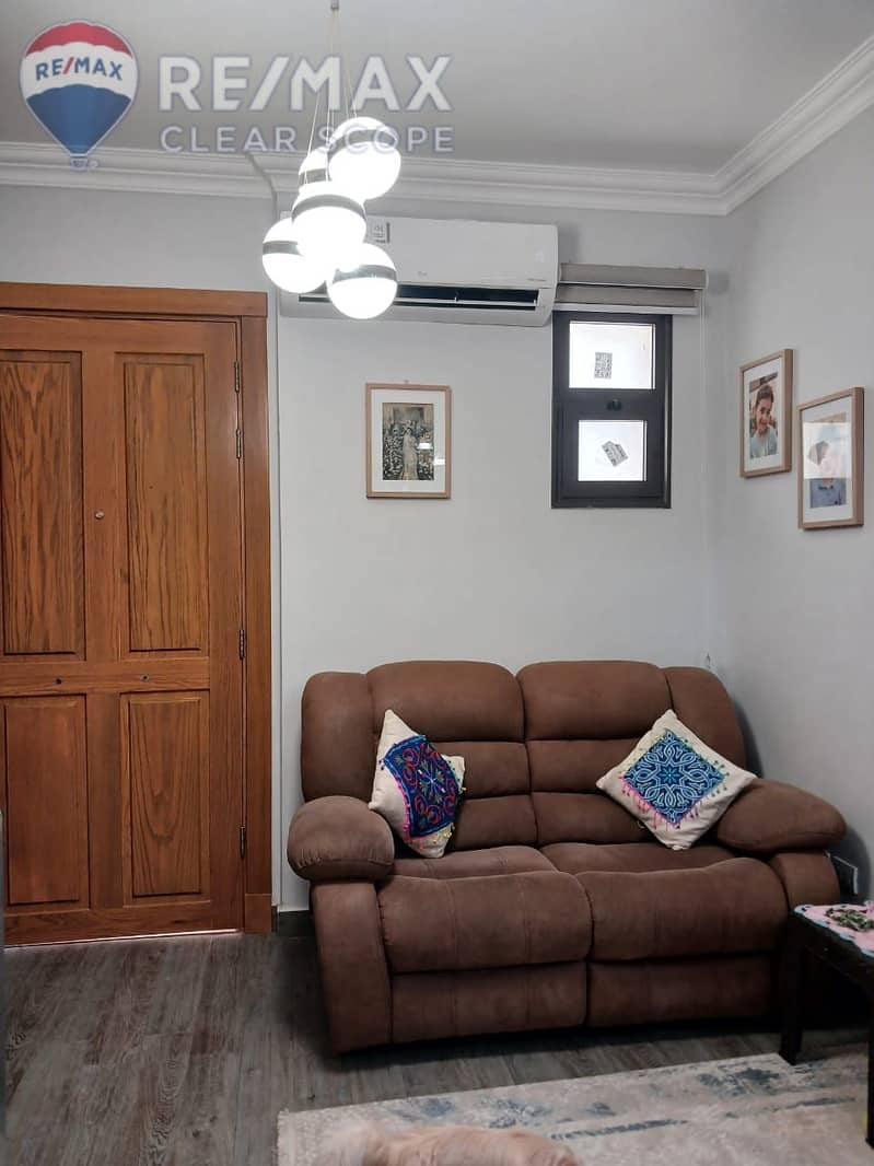 20 cdf130e2-7f19-4b7c-aaae-240680d2d5a7. jpg