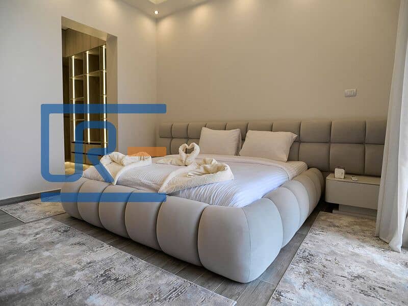 5 1867068e-2844-41e2-9d27-5eea9b551b32. jpg