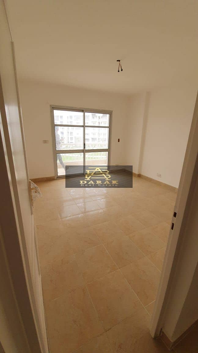 8 bedroom. jpeg