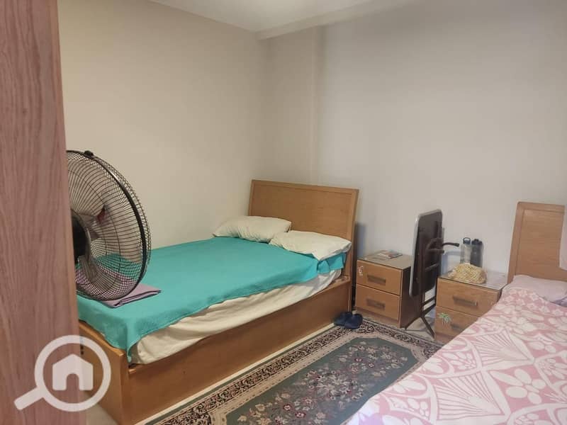 4 a4ad2b12-c99d-4e4b-a20f-93c7097d30c6. jpg