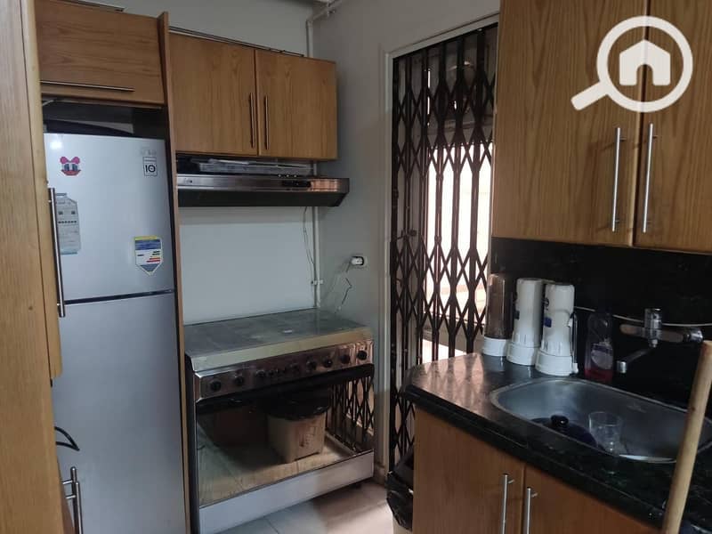 12 7a22327d-6427-456c-8053-280f7542b78f. jpg