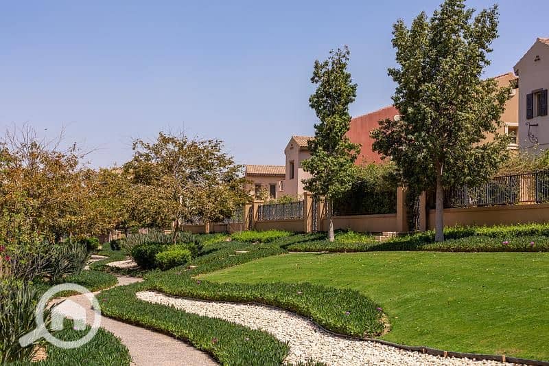 4 WhatsApp Image 2025-09-29 at 15.37. 44_b28e8173. jpg