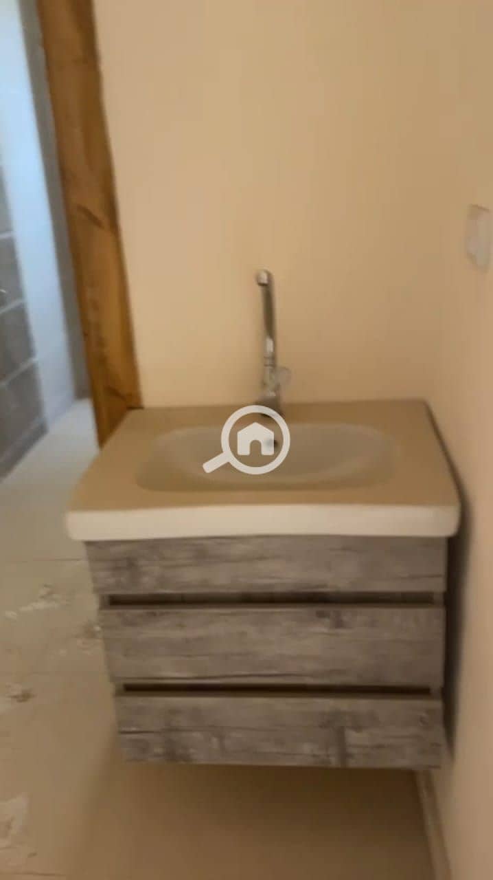 5 WhatsApp Image 2025-10-22 at 13.38. 02_73f91cf4. jpg