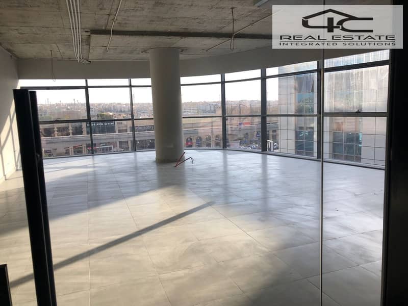 3 WhatsApp Image 2025-10-12 at 1.06. 36 PM (2). jpeg