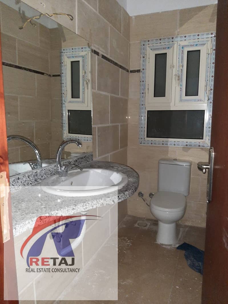 10 WhatsApp Image 2025-10-22 at 12.43. 57 AM. jpeg