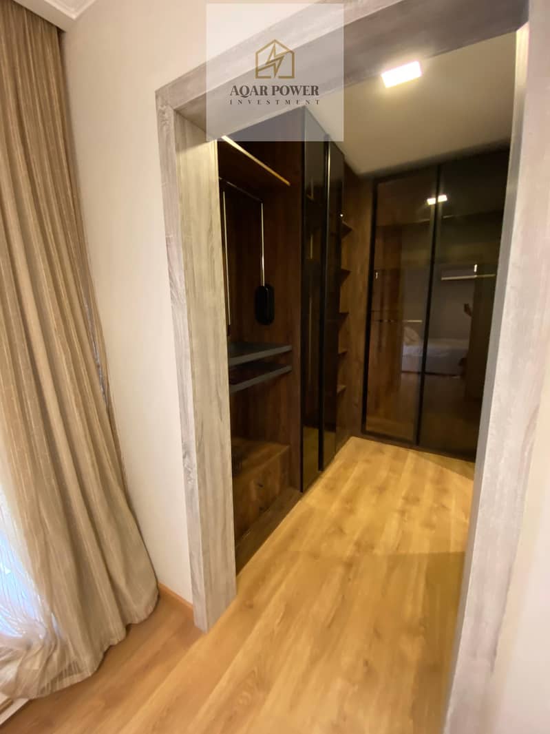 4 252093c6-62d3-407a-817c-daee1ee06dd5. jpeg