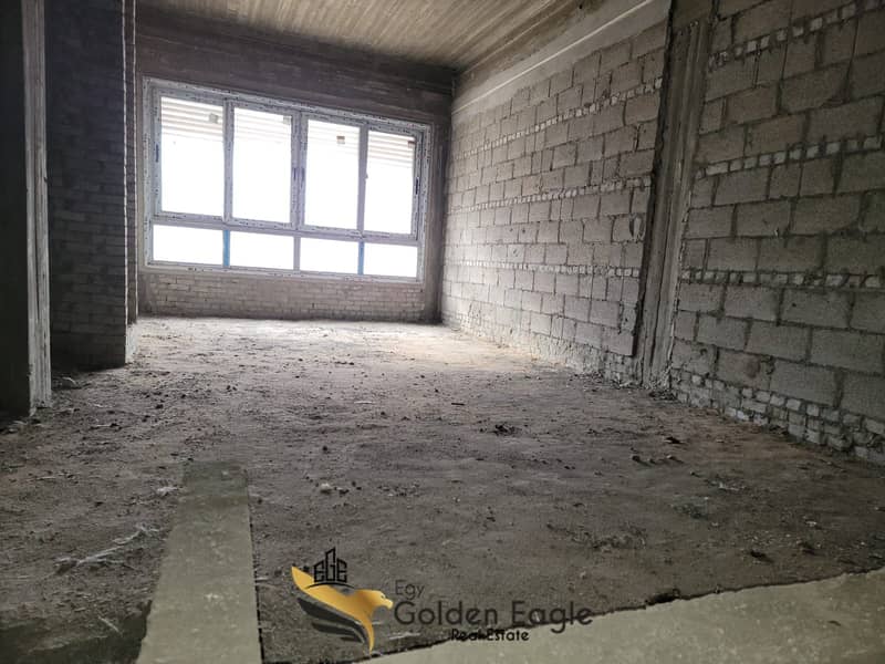 8 231f51f2-9761-47ed-9c3f-a6641a8e5e34. jpg