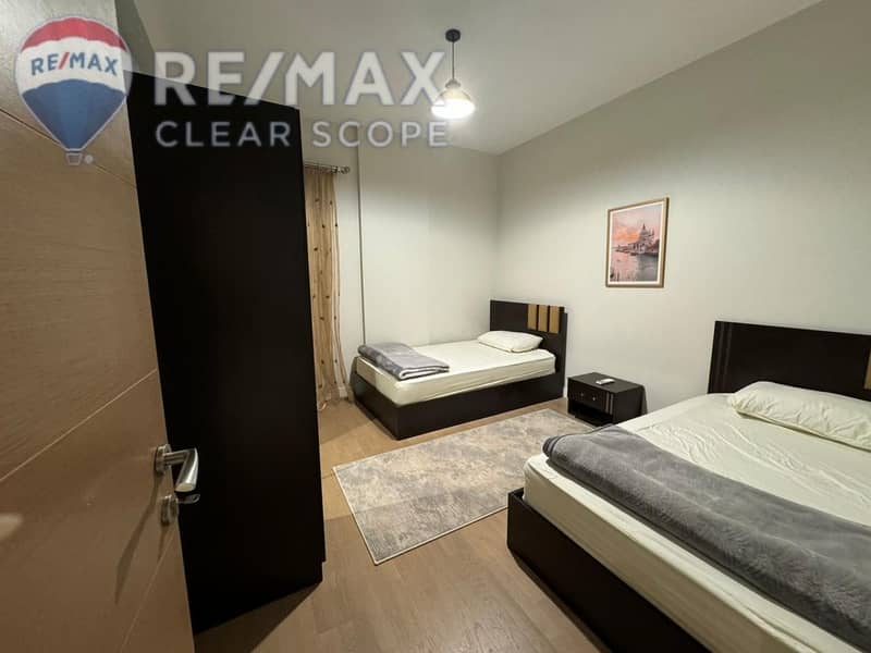 14 809529f8-b9df-4ad9-b960-9d778380c4d6. jpg