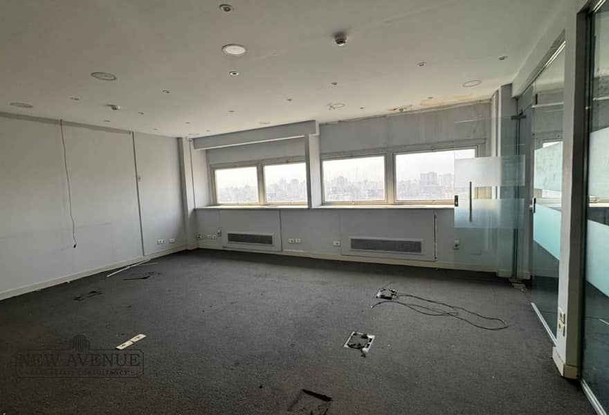 3 bab5eb0f-3fc4-497e-bf74-cb16eb55820a. jpg