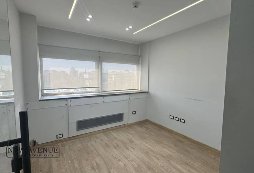 5 6492a158-fa78-4bf0-93e1-61e4df351014. jpg