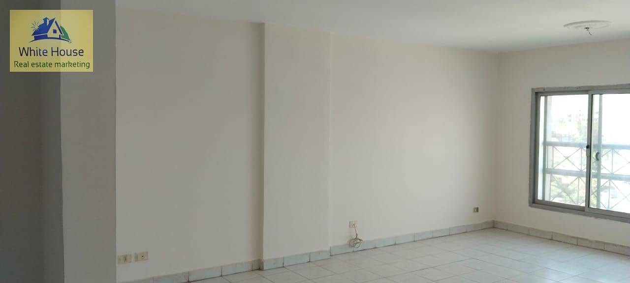 12 7bb6f79f-3d77-430f-be42-3b3466cab71f. jpg